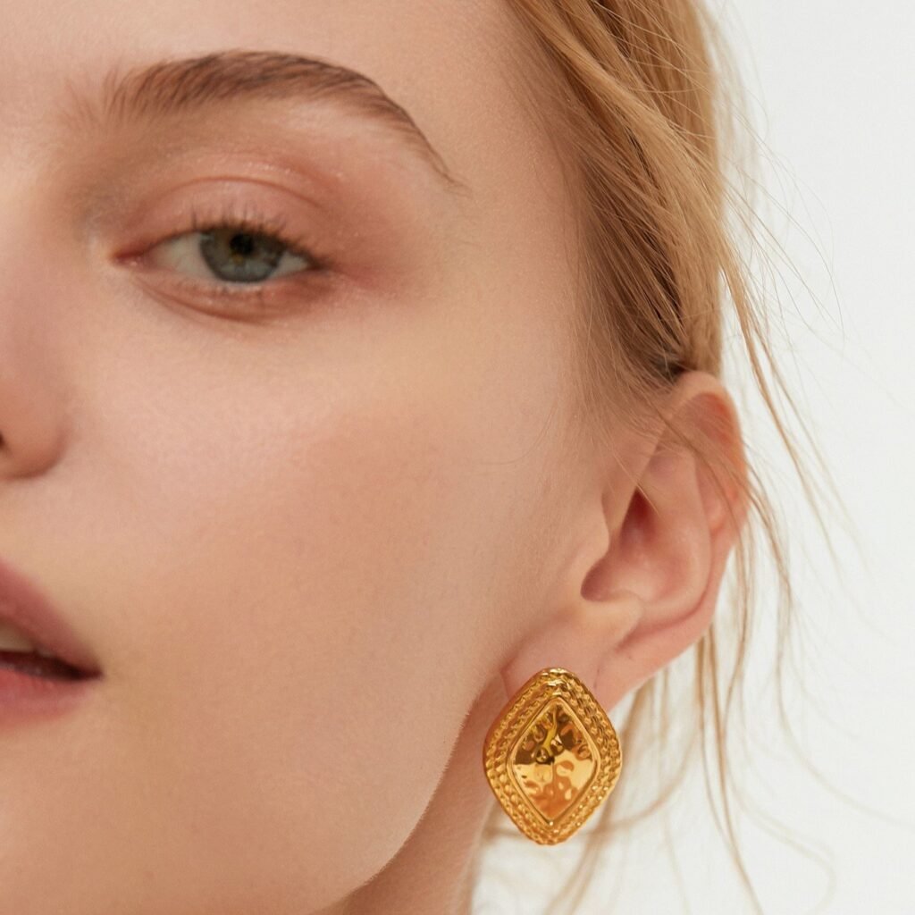 Aretes Romina