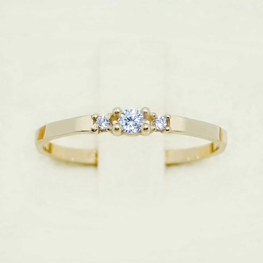 Anillo Petunia de Oro 10k - Talla 6