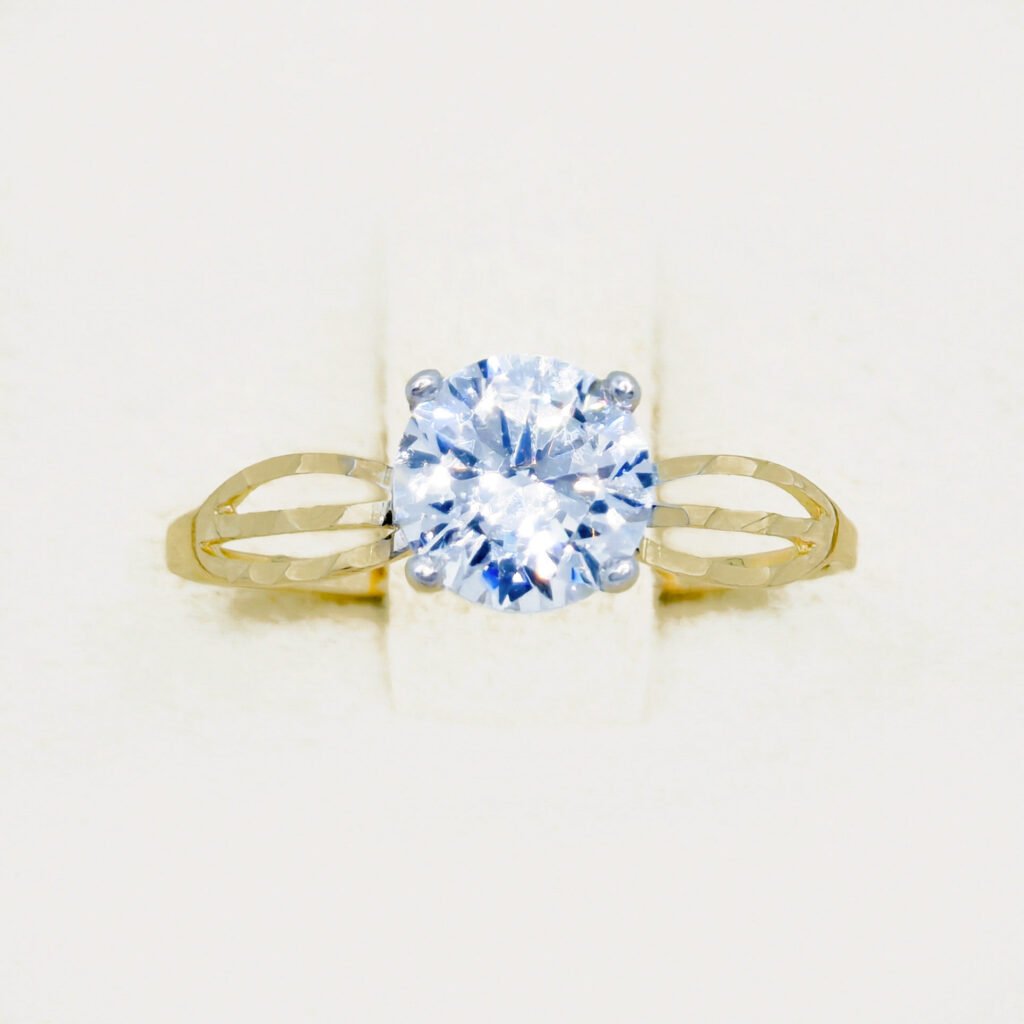 Anillo Solitario Libelula de Oro 10k - Talla 5