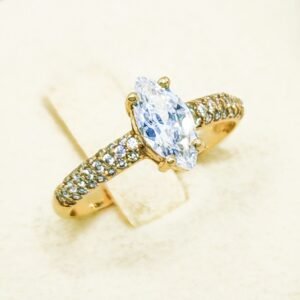 Anillo Nuvia Oro 10k